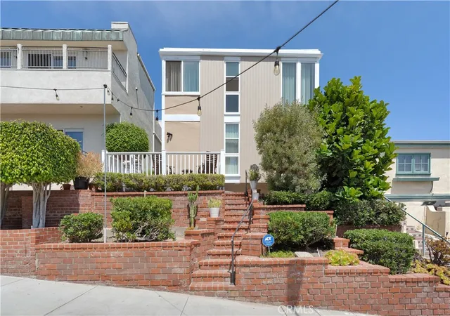 Photo 1 of Multi family home for sale at 409 16th Street, Manhattan Beach, CA 90266 | MLS# SB26180421 | Listing updated on 2026-09-14