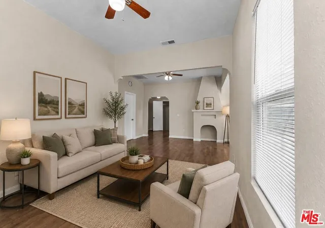 Photo 3 of Sale Pending at 427 E Main St, San Jacinto, CA 92583 | MLS# 26874959 | Listing updated on 2026-09-11