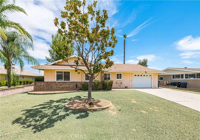 Photo 1 of Sale Pending at 28030 Radford Dr, Menifee, CA 92586 | MLS# SW26181993 | Listing updated on 2026-10-10