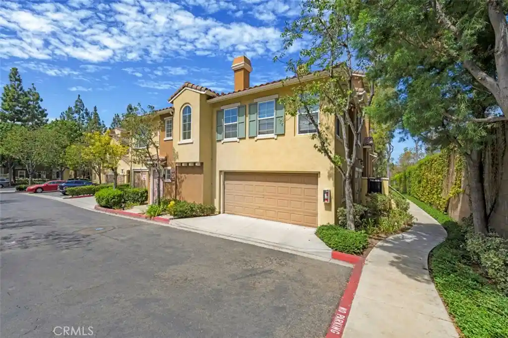 Townhouse for sale at 1002 Timberwood, Irvine, CA 92620 | MLS# OC26175997