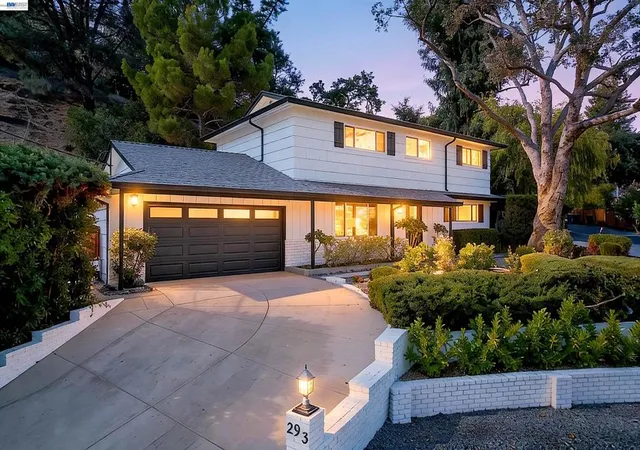 Photo 1 of Single family home for sale at 293 Via Cima Ct, Danville, CA 94526 | MLS# 41145640 | Listing updated on 2026-10-09