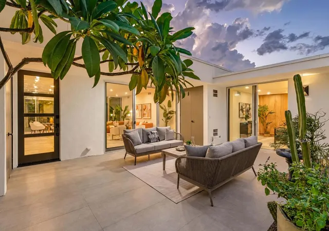 Photo 3 of Condo for sale at 80 Lakeview Dr, Palm Springs, CA 92264 | MLS# 219151672PS | Listing updated on 2026-10-07