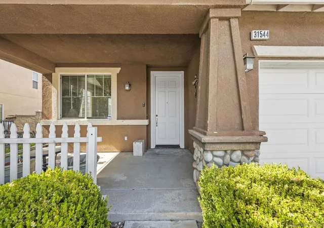 Photo 3 of Single family home for sale at 31544 Borega Rd, Murrieta, CA 92563 | MLS# 260020481SD | Listing updated on 2026-09-13