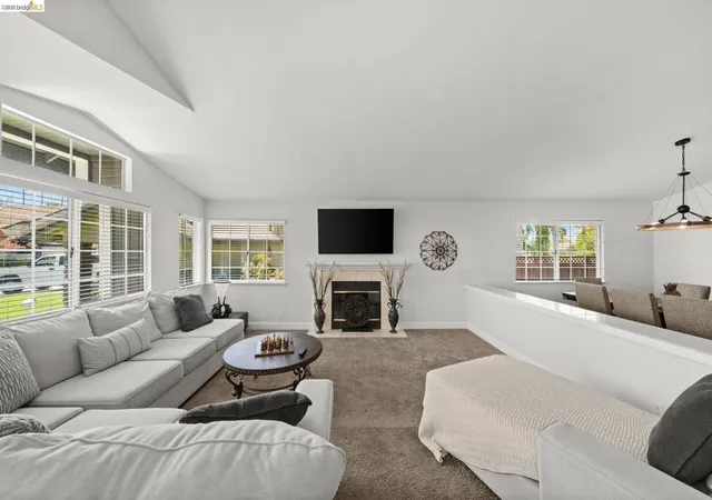 Photo 3 of Sale Pending at 2212 Colonial Ct, Discovery Bay, CA 94505 | MLS# 41145658 | Listing updated on 2026-09-17