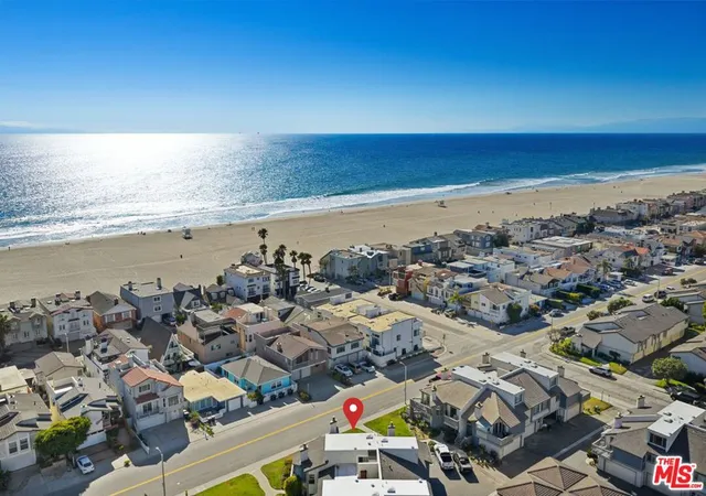 Condo for sale at 4532 La Brea St, Oxnard, CA 93035 | MLS# 26873447