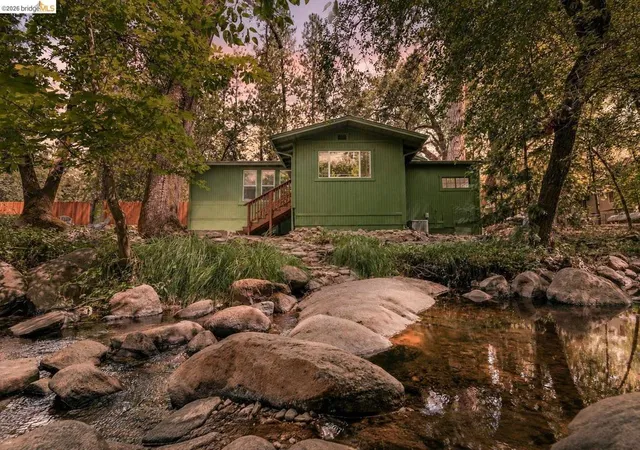Photo 2 of Single family home for sale at 21551 Phoenix Lake Rd, Sonora, CA 95370 | MLS# 41145677 | Listing updated on 2026-10-01