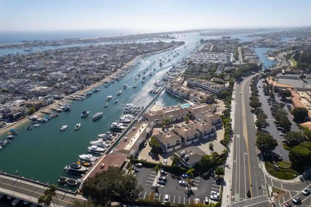 Listing Photo 1 - Condo for sale in 1022 Bayside located at 1022 Bayside, Newport Beach, CA 92660 - Unit #510