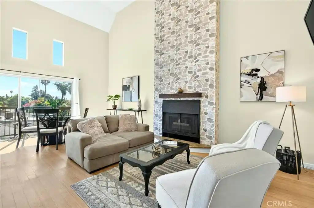 Condo for sale at 4660 Coldwater Cyn Ave #20, Studio City, CA 91604 | MLS# GD26181143