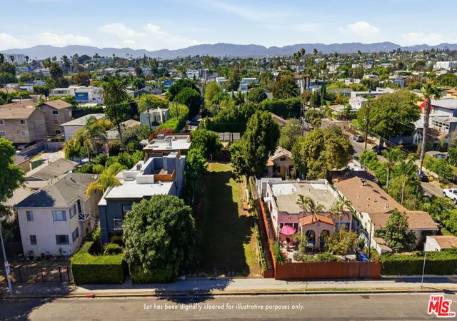 Photo 1 of Single family home for sale at 563 Brooks Ave, Venice, CA 90291 | MLS# 26874817 | Listing updated on 2026-09-24