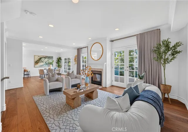 Townhouse for sale at 1820 Holmby Ave #1, Los Angeles, CA 90025 | MLS# TR26174930
