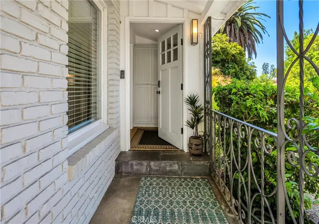 Photo 3 of Single family home for sale at 5644 Tobias Ave, Van Nuys, CA 91411 | MLS# SR26183102 | Listing updated on 2026-10-10