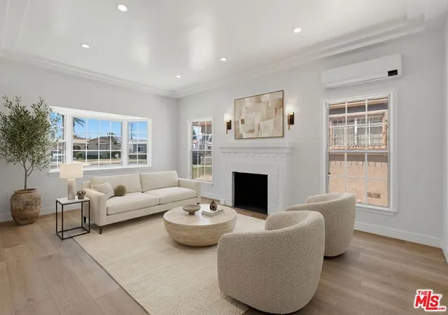 Photo 2 of Single family home for sale at 9470 Harvard Blvd, Los Angeles, CA 90047 | MLS# 26870431 | Listing updated on 2026-10-08