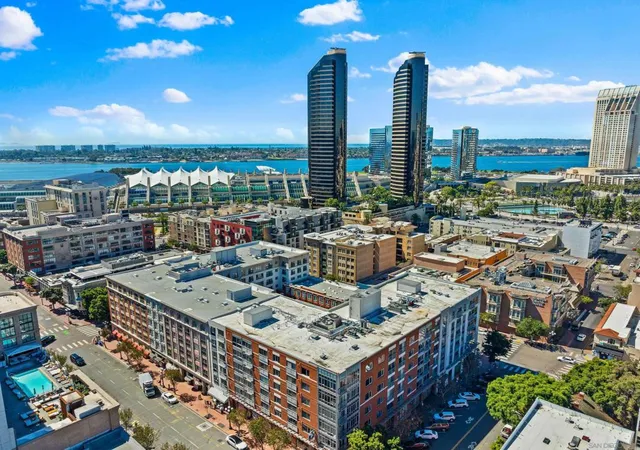 Photo 2 of Condo for sale at 445 Island Ave #307, San Diego, CA 92101 | MLS# 260020521SD | Listing updated on 2026-10-06