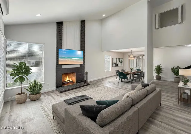 Photo 4 of Single family home for sale at 831 Catlin St, Simi Valley, CA 93065 | MLS# 226004001 | Listing updated on 2026-10-09