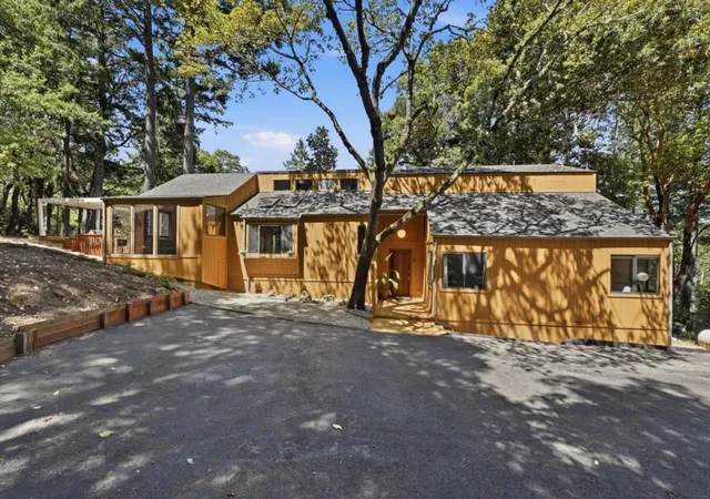 Photo 3 of Single family home for sale at 22163 Miller Ridge Rd, Los Gatos, CA 95033 | MLS# ML82058103 | Listing updated on 2026-09-13