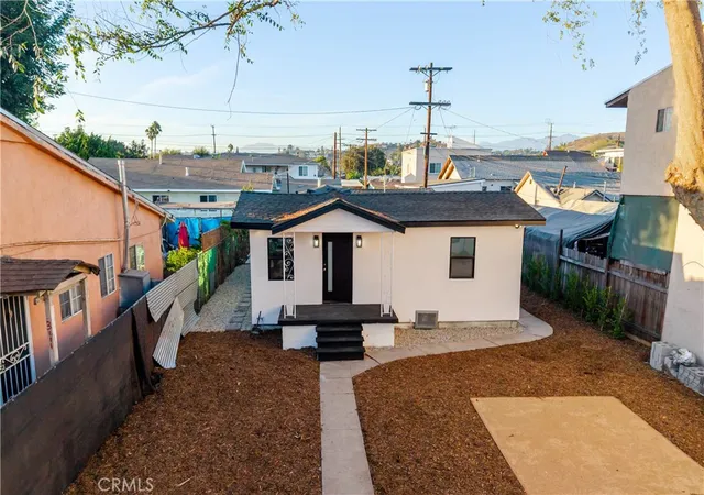 Photo 2 of Single family home for sale at 3117 N Main, Los Angeles, CA 90031 | MLS# DW26183369 | Listing updated on 2026-09-26