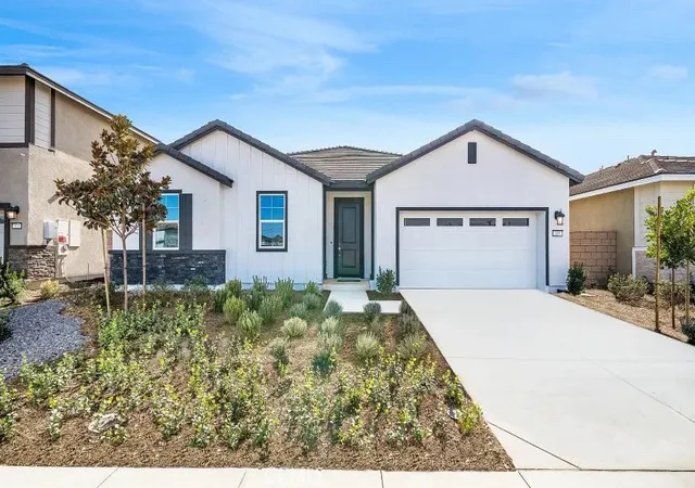 Photo 1 of Sale Pending at 315 Grand Sky Rd, Perris, CA 92570 | MLS# SW26183412 | Listing updated on 2026-09-13