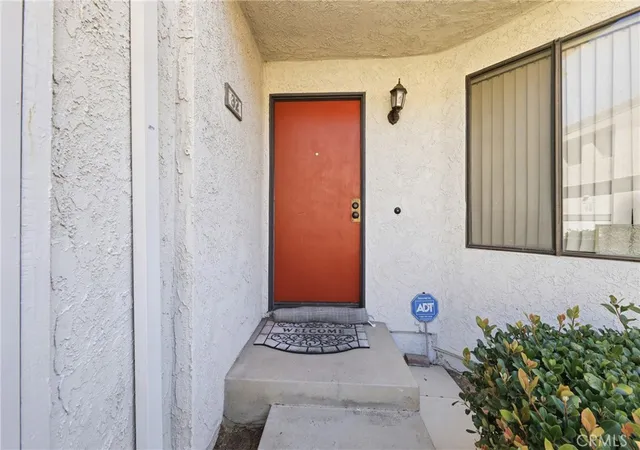 Photo 2 of Condo for sale at 32 Brownfield Ln, Pomona, CA 91766 | MLS# AR26183121 | Listing updated on 2026-10-11