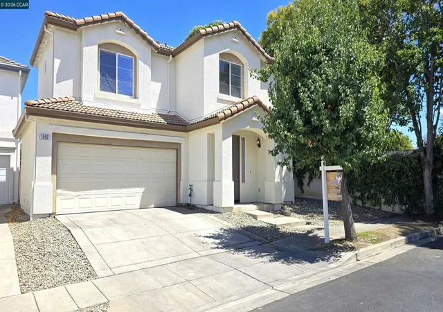 Photo 1 of Single family home for sale at 1092 Gardenia Ln, Concord, CA 94520 | MLS# 41145752 | Listing updated on 2026-10-07