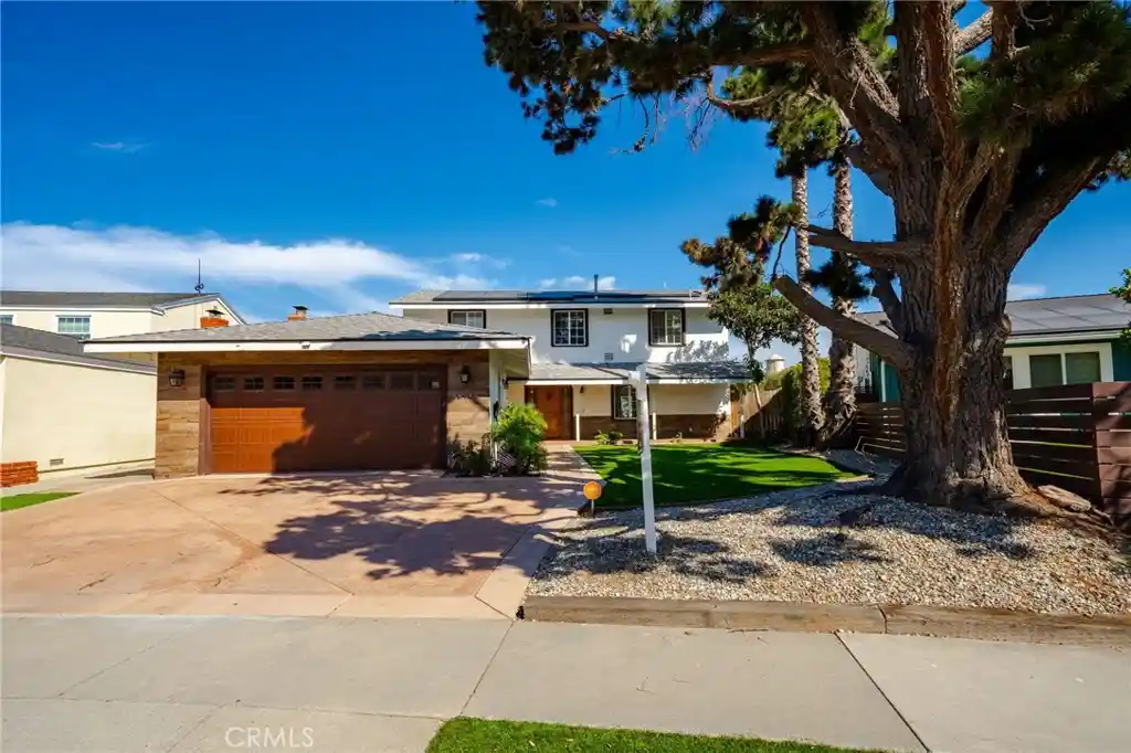 Photo 1 of Sale Pending at 26722 Rolling Vista, Lomita, CA 90717 | MLS# PW26152183 | Listing updated on 2026-10-22