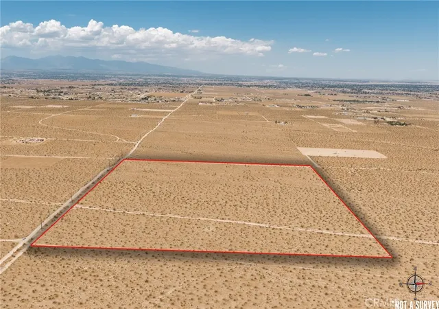 Photo 3 of Land for sale at 0 Del Oro, Apple Valley, CA 92308 | MLS# HD26183176 | Listing updated on 2026-09-13