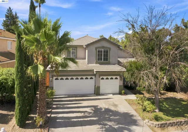 Photo 1 of Sale Pending at 2356 Yorkshire Dr, Antioch, CA 94531 | MLS# 41145756 | Listing updated on 2026-10-03