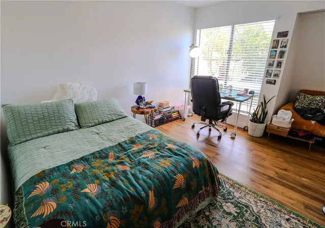 Listing Photo 4 - Condo for sale in building located at 1321 Caminito Gabaldon, San Diego, CA 92108 - Unit #K
