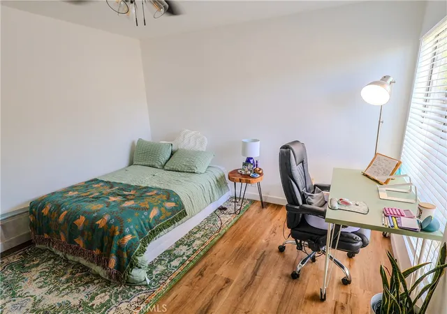 Listing Photo 5 - Condo for sale in building located at 1321 Caminito Gabaldon, San Diego, CA 92108 - Unit #K