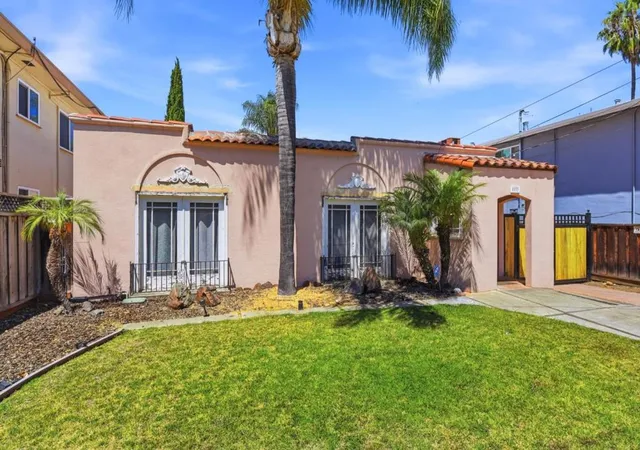 Photo 2 of Single family home for sale at 1033 Villa Ave, San Jose, CA 95126 | MLS# ML82058516 | Listing updated on 2026-10-12