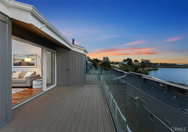 Photo 2 of Sale Pending at 2399 Jefferson #3, Carlsbad, CA 92008 | MLS# SR26181872 | Listing updated on 2026-09-25
