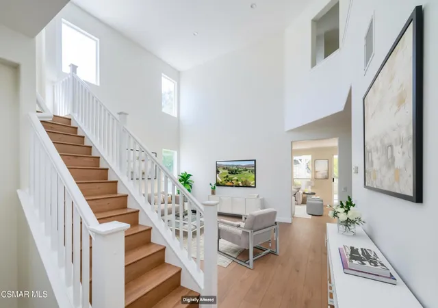Photo 3 of Single family home for sale at 185 Laurel Wood Ct, Simi Valley, CA 93065 | MLS# 226004007 | Listing updated on 2026-10-09