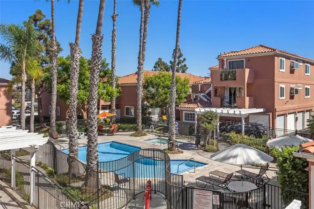 Listing Photo 1 - Condo for sale in 409 Utica located at 409 Utica, Huntington Beach, CA 92648 - Unit #D43