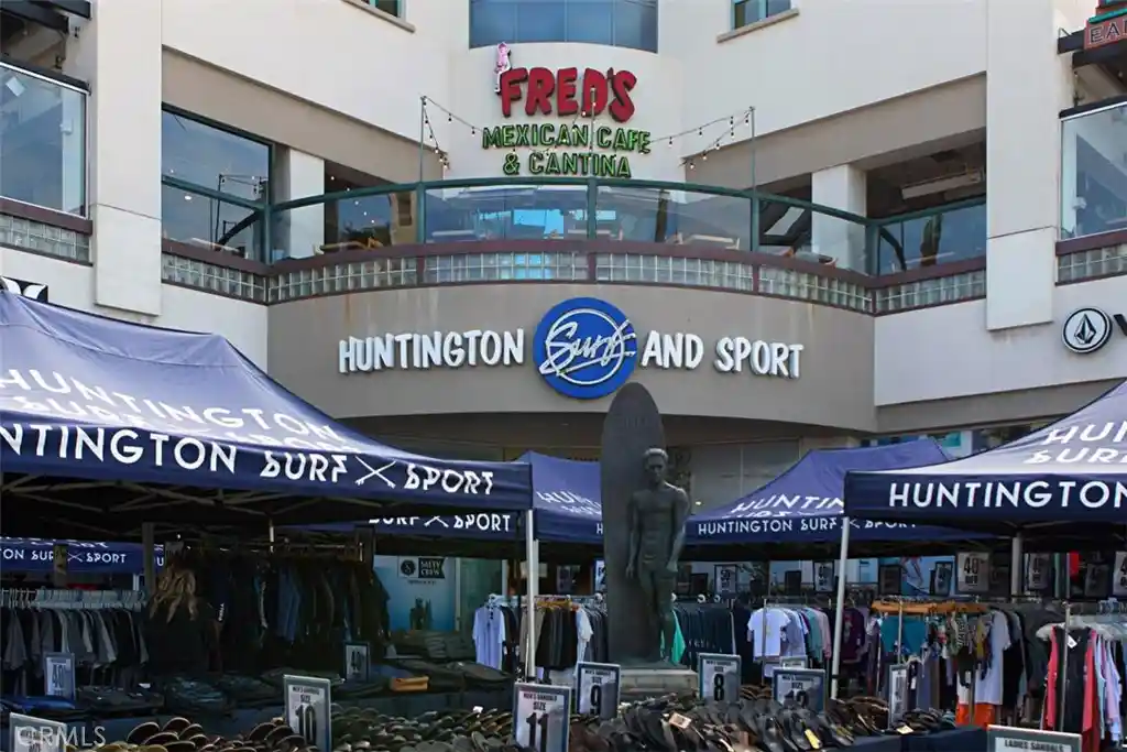 Listing Photo 45 - Condo for sale in 409 Utica located at 409 Utica, Huntington Beach, CA 92648 - Unit #D43
