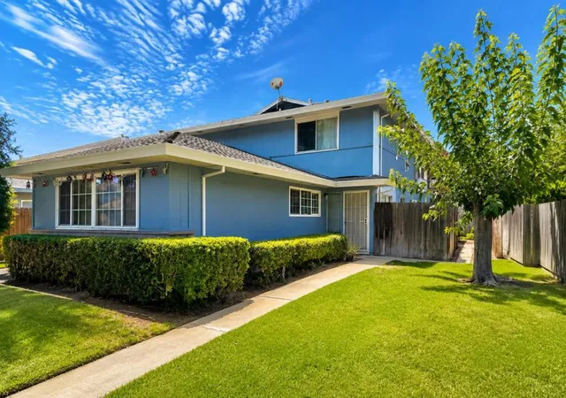 Photo 1 of Condo for sale at 4711 Capay Dr #2, San Jose, CA 95118 | MLS# ML82058527 | Listing updated on 2026-09-13