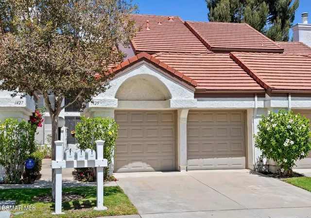 Photo 1 of Condo for sale at 1425 Calle Lozano, Camarillo, CA 93012 | MLS# 226004010 | Listing updated on 2026-10-08
