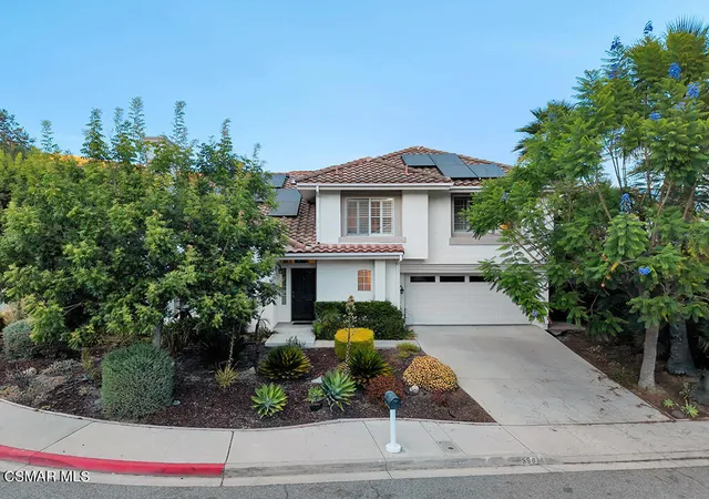 Photo 2 of Single family home for sale at 588 Monteleone Ave, Oak Park, CA 91377 | MLS# 226004008 | Listing updated on 2026-10-06