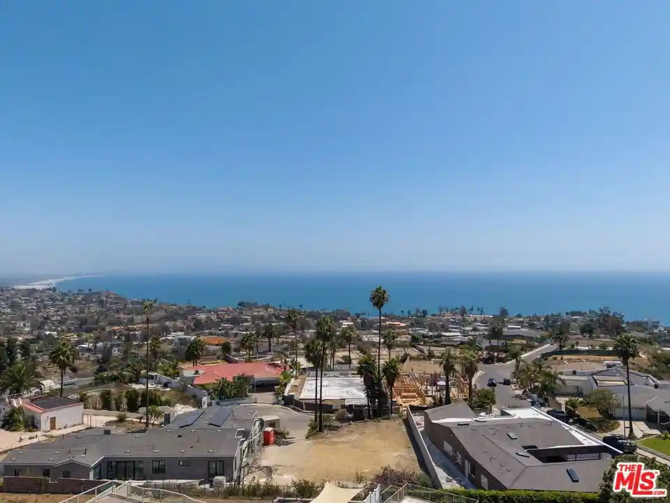 Photo 1 of Land for sale at 16915 Enchanted Pl, Los Angeles, CA 90272 | MLS# 26873449 | Listing updated on 2026-08-29