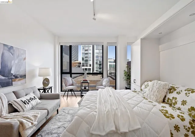 Listing Photo 3 - Condo for sale in building located at 1433 Bush St, San Francisco, CA 94109-5595 - Unit #502