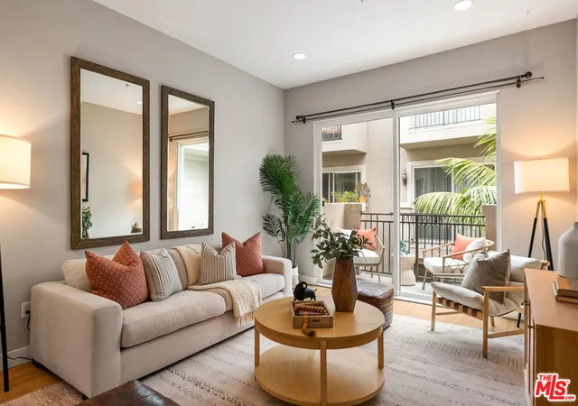 Photo 2 of Sale Pending at 4060 Glencoe Ave #307, Marina Del Rey, CA 90292 | MLS# 26874501 | Listing updated on 2026-10-06