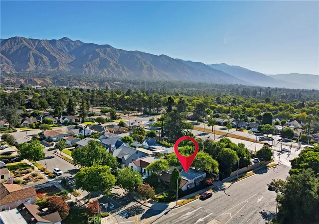 Photo 24 of Single family home for sale at 404 N Vinedo Ave, Pasadena, CA 91107 | MLS# DW26183468 | Listing updated on 2026-10-12