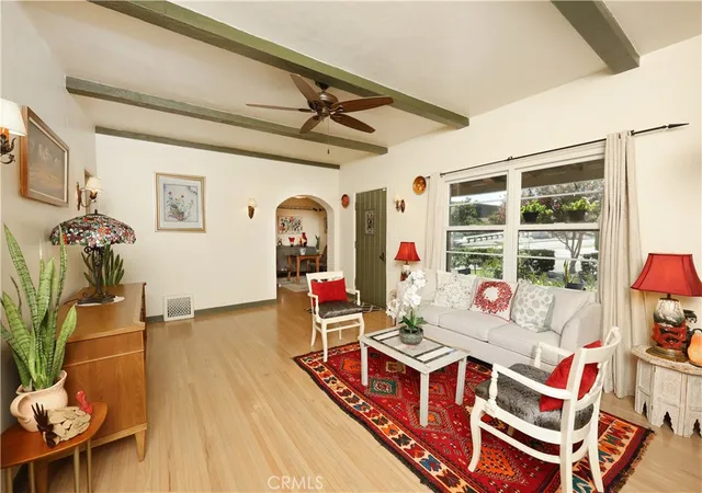 Photo 3 of Single family home for sale at 404 N Vinedo Ave, Pasadena, CA 91107 | MLS# DW26183468 | Listing updated on 2026-10-12