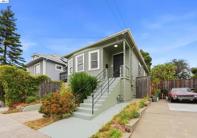 Photo 2 of Single family home for sale at 6414 Herzog St, Oakland, CA 94608 | MLS# 41145793 | Listing updated on 2026-09-20