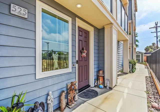 Photo 1 of Sale Pending at 525 Sandpiper Wy, Imperial Beach, CA 91932 | MLS# PTP2606417 | Listing updated on 2026-10-01