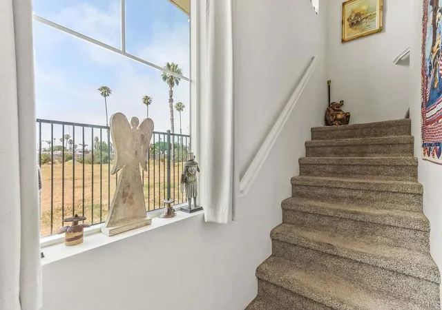 Photo 3 of Sale Pending at 525 Sandpiper Wy, Imperial Beach, CA 91932 | MLS# PTP2606417 | Listing updated on 2026-10-01