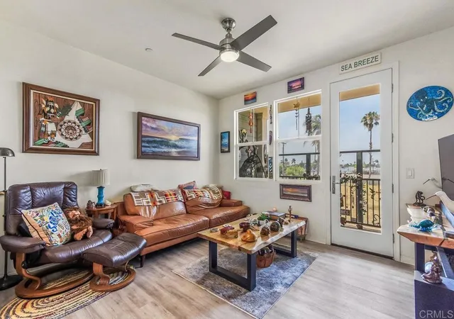 Photo 4 of Sale Pending at 525 Sandpiper Wy, Imperial Beach, CA 91932 | MLS# PTP2606417 | Listing updated on 2026-10-01