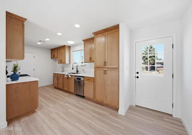 Photo 3 of Single family home for sale at 1634 Arcane St, Simi Valley, CA 93065 | MLS# 226004012 | Listing updated on 2026-09-25