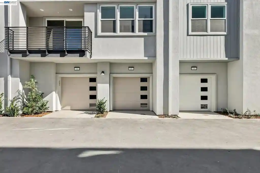 Listing Photo 14 - Condo for sale in 109 Sedona Common located at 109 Sedona Common, Livermore, CA 94551 - Unit 109 Sedona Common