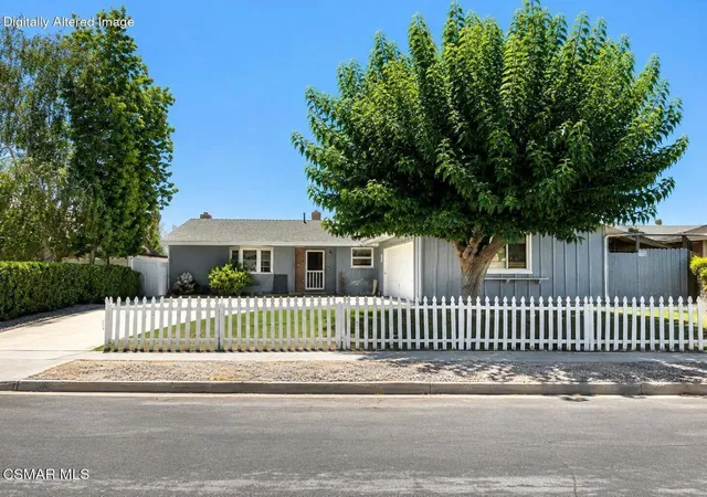 Photo 1 of Single family home for sale at 204 Knollwood Dr, Newbury Park, CA 91320 | MLS# 226004014 | Listing updated on 2026-10-08