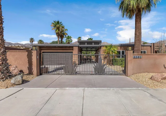 Photo 2 of Single family home for sale at 52883 Eisenhower Dr, La Quinta, CA 92253 | MLS# 219151711DA | Listing updated on 2026-09-13