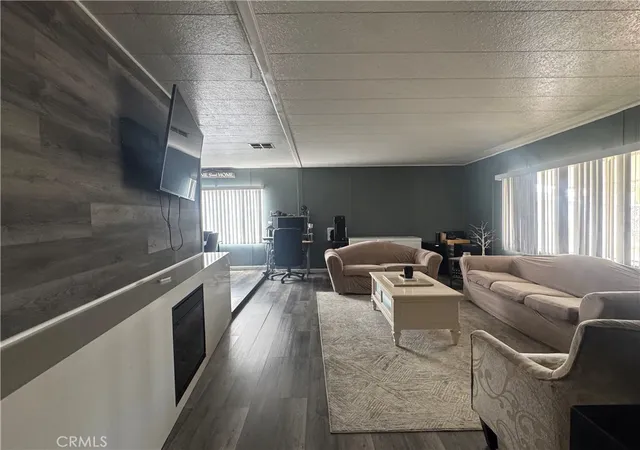 Photo 3 of Manufactured home for sale at 1051 Site Dr #262, Brea, CA 92821 | MLS# CV26183723 | Listing updated on 2026-09-16